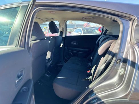 Used 2016 Honda HR-V LX image 30
