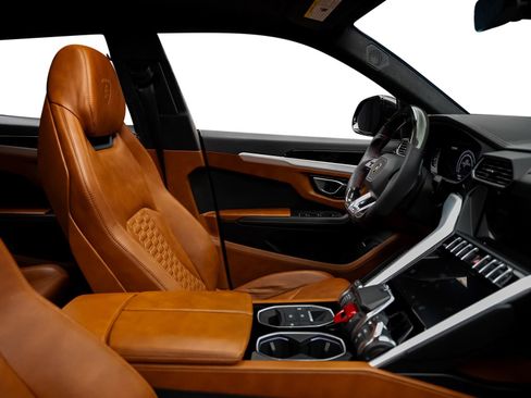 Used 2019 Lamborghini Urus AWD/4WD image 56