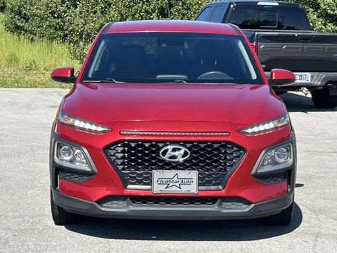 Used 2019 Hyundai Kona SE FWD image 2