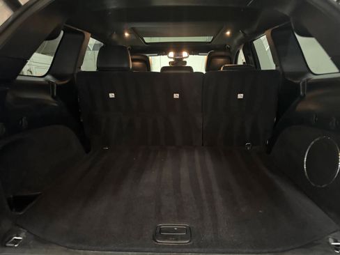 Used 2018 Jeep Grand Cherokee Overland w/ Interior Metal Package image 32