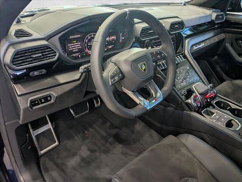 Used 2024 Lamborghini Urus S image 10