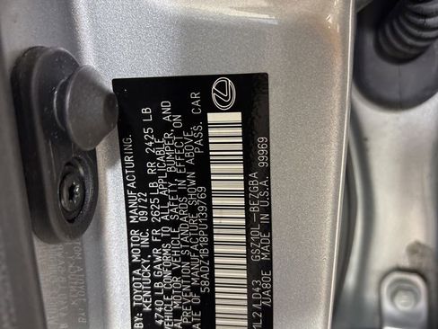 Used 2023 Lexus ES 350 w/ Premium Package image 10