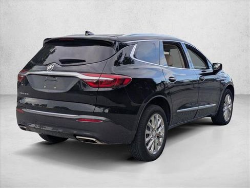 Used 2020 Buick Enclave Essence w/ Sound and Sites Package FWD image 3