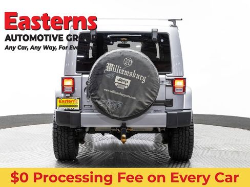 Used 2017 Jeep Wrangler Unlimited Sahara w/ Max Tow Package AWD/4WD image 6
