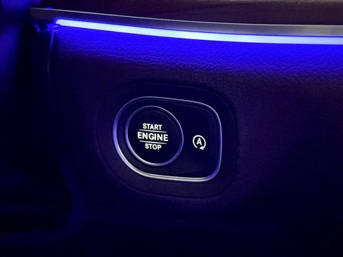 Used 2022 Mercedes-Benz GLS 450 4MATIC image 40