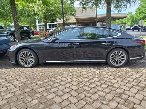Used 2023 Lexus LS 500 AWD w/ Interior Upgrade Package image 5