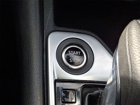 Used 2024 Nissan Sentra SV image 23