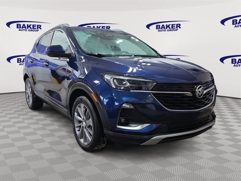 Used 2023 Buick Encore GX Essence w/ Experience Buick Package image 3