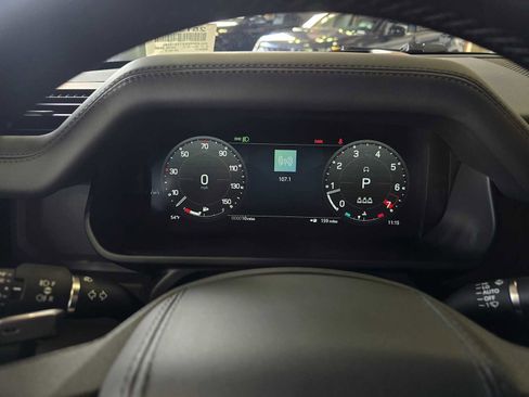 New 2026 Land Rover Defender 110 V8 image 25