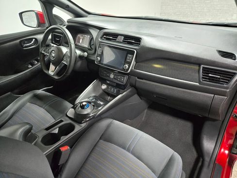 Used 2020 Nissan Leaf SV Plus w/ SV All Weather Package FWD image 48
