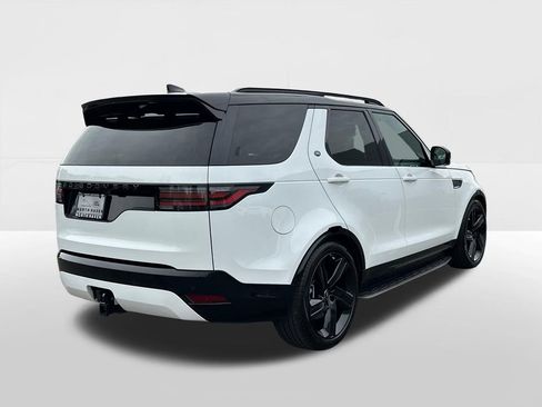 Certified 2025 Land Rover Discovery Dynamic SE AWD/4WD image 4