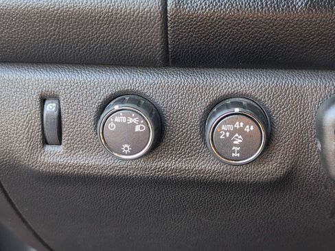 Used 2017 Chevrolet Colorado ZR2 AWD/4WD image 30