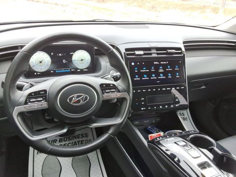 Used 2023 Hyundai Tucson Limited image 12