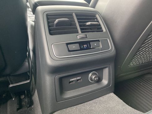 Used 2019 Audi S5 Premium Plus w/ Premium Plus image 29