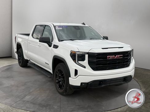 Used 2024 GMC Sierra 1500 Elevation w/ X31 Off-Road Package AWD/4WD image 1