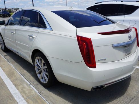 Used 2013 Cadillac XTS Premium FWD image 7