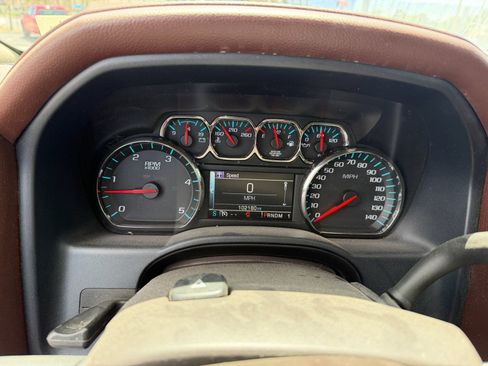 Used 2015 Chevrolet Silverado 3500 High Country w/ Duramax Plus Package image 9