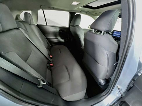 Used 2022 Toyota Corolla Cross LE w/ Moonroof Package AWD/4WD image 27
