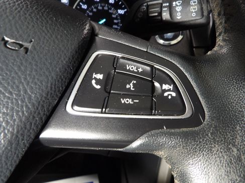 Used 2020 Ford EcoSport Titanium image 17