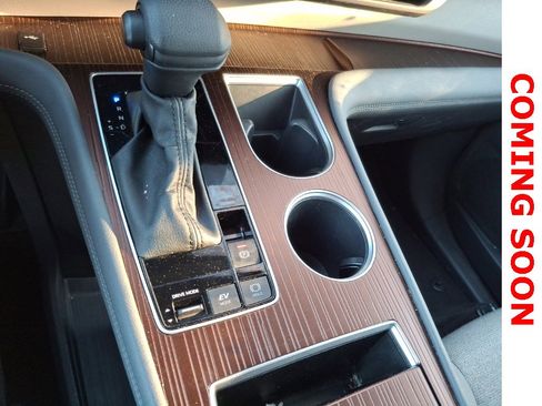 Used 2024 Toyota Sienna LE image 10