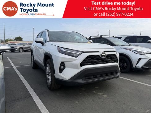 Used 2025 Toyota RAV4 XLE Premium image 1