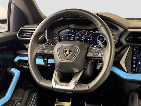Used 2025 Lamborghini Urus S AWD/4WD image 19