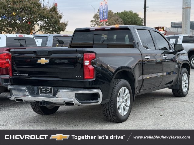 Used 2022 Chevrolet Silverado 1500 LTZ AWD/4WD image 4