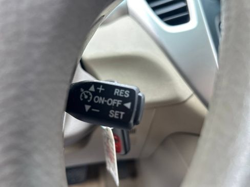 Used 2004 Toyota Highlander V6 AWD/4WD image 31