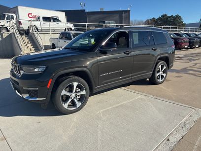 Used 2023 Jeep Grand Cherokee L Limited w/ Luxury Tech Group II