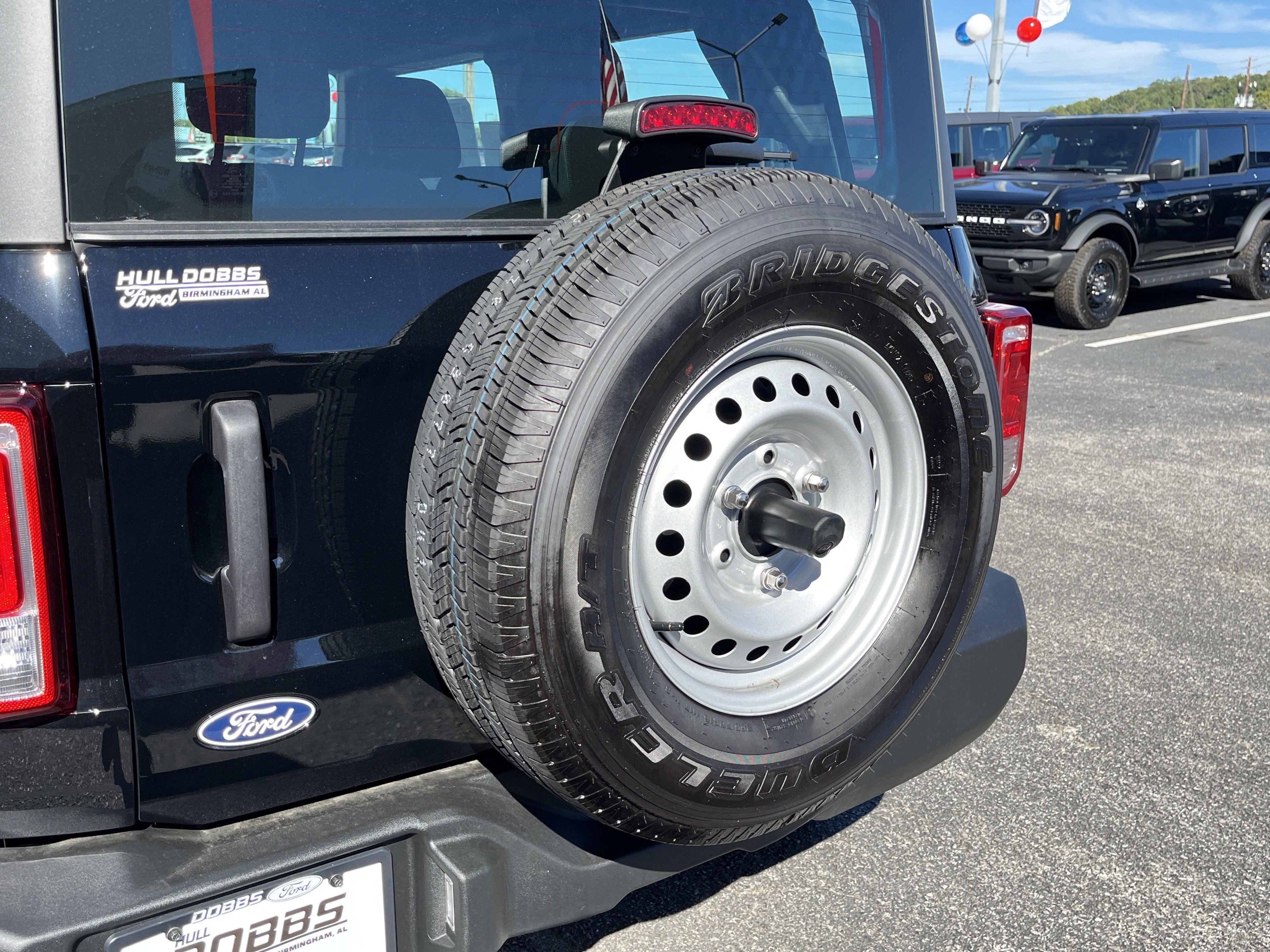 New 2026 Ford Bronco 2-Door AWD/4WD image 32