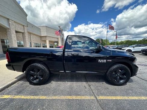 Used 2014 RAM 1500 Express AWD/4WD image 6