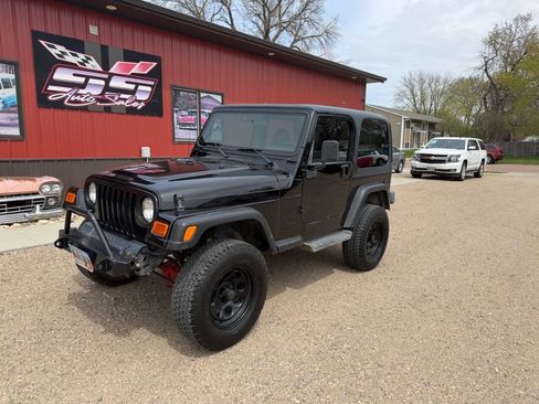 Used 2001 Jeep Wrangler Sport AWD/4WD image 2