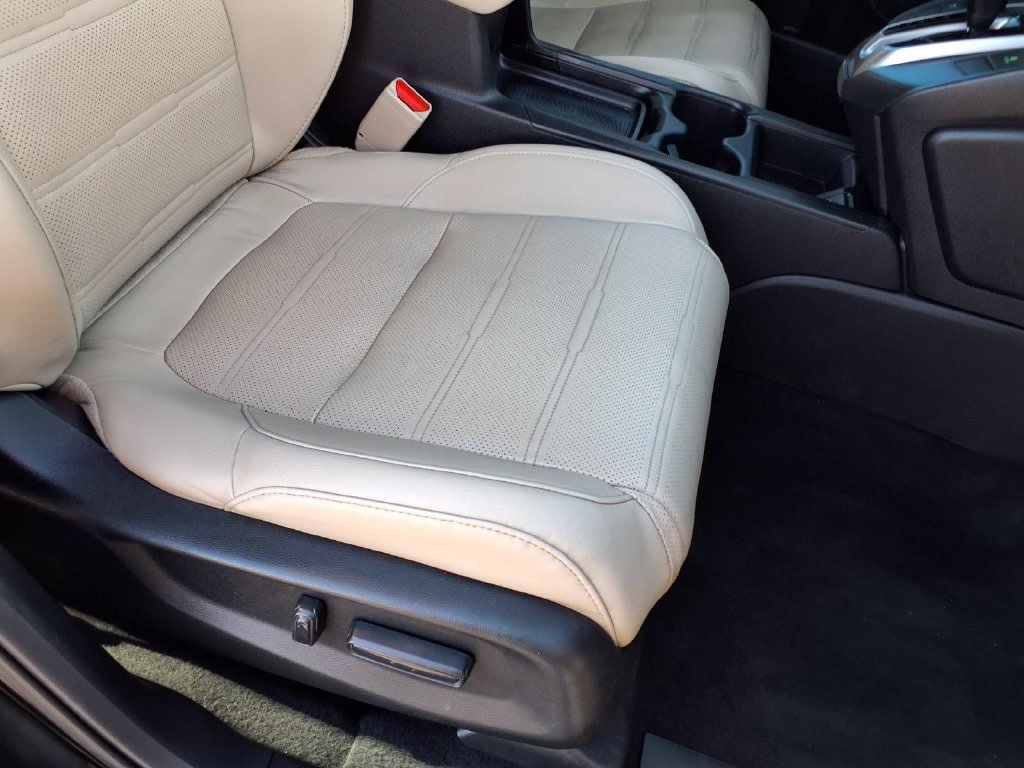 Used 2017 Honda CR-V EX-L image 18