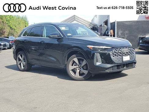 Used 2025 Audi Q5 Premium w/ Premium Plus AWD/4WD image 1
