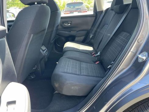 Used 2025 Honda HR-V LX image 9