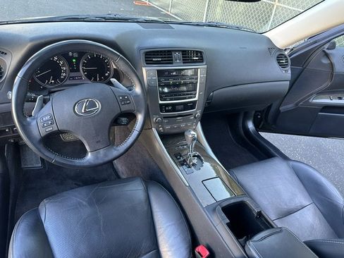 Used 2010 Lexus IS 250 RWD image 20