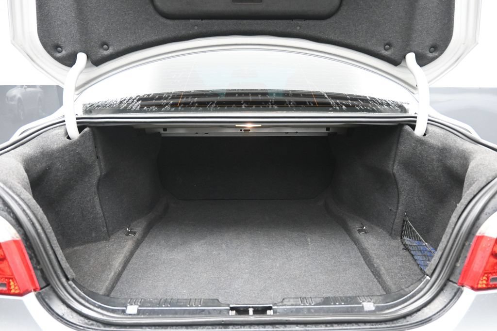 Used 2005 BMW 525i Sedan RWD image 25