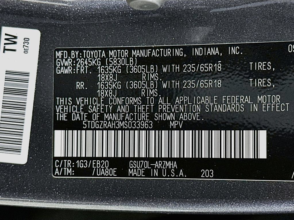 Used 2021 Toyota Highlander XLE FWD image 40