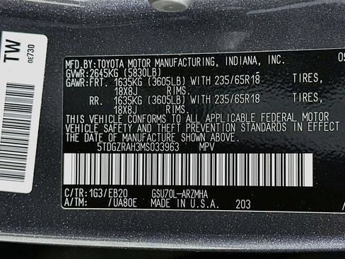Used 2021 Toyota Highlander XLE FWD image 40