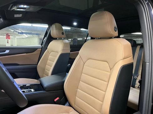 New 2026 Volkswagen Atlas Cross Sport SEL R-Line image 20