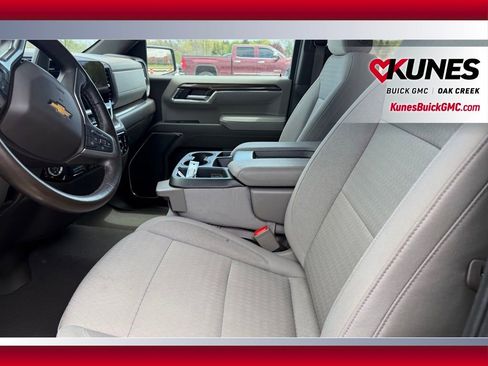 Used 2025 Chevrolet Silverado 1500 LT AWD/4WD image 6