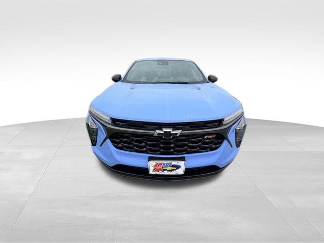 Certified 2024 Chevrolet Trax RS w/ Driver Confidence Package FWD image 3