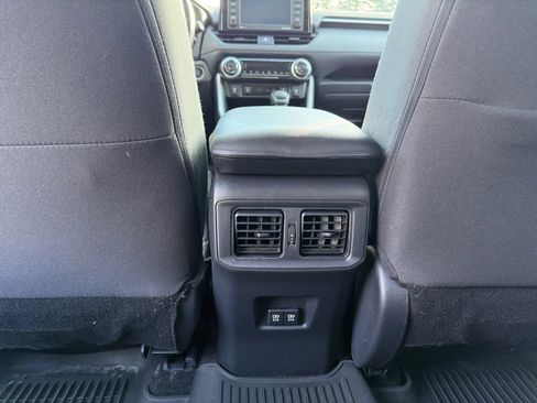 Used 2021 Toyota RAV4 XLE w/ Convenience Package image 22