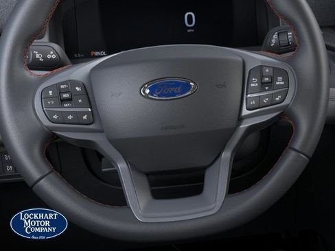 New 2026 Ford Explorer Active RWD image 12