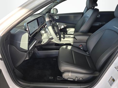 New 2024 Hyundai Ioniq 6 SEL AWD/4WD image 16