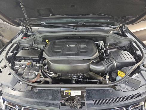 Used 2019 Jeep Grand Cherokee Laredo AWD/4WD image 27