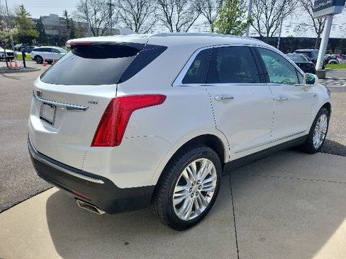 Used 2017 Cadillac XT5 Premium Luxury AWD/4WD image 10