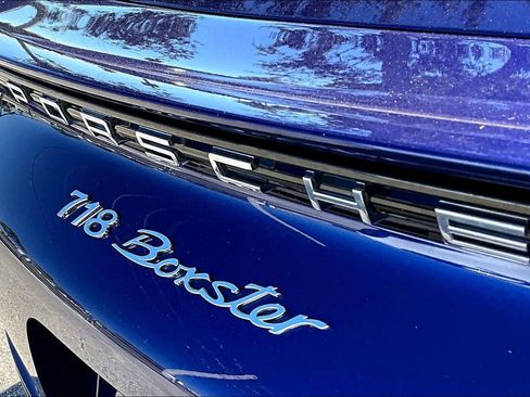 Used 2020 Porsche 718 Boxster RWD image 29