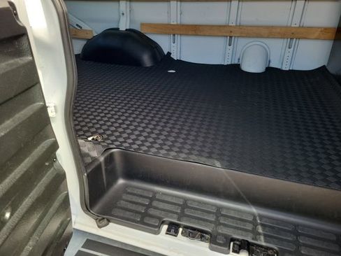 Certified 2024 GMC Savana 2500 w/ Driver Convenience Package image 12