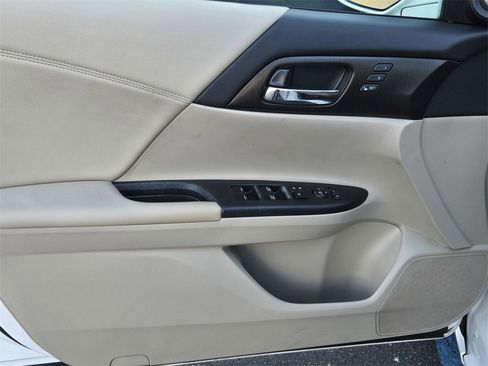 Used 2014 Honda Accord EX-L image 10